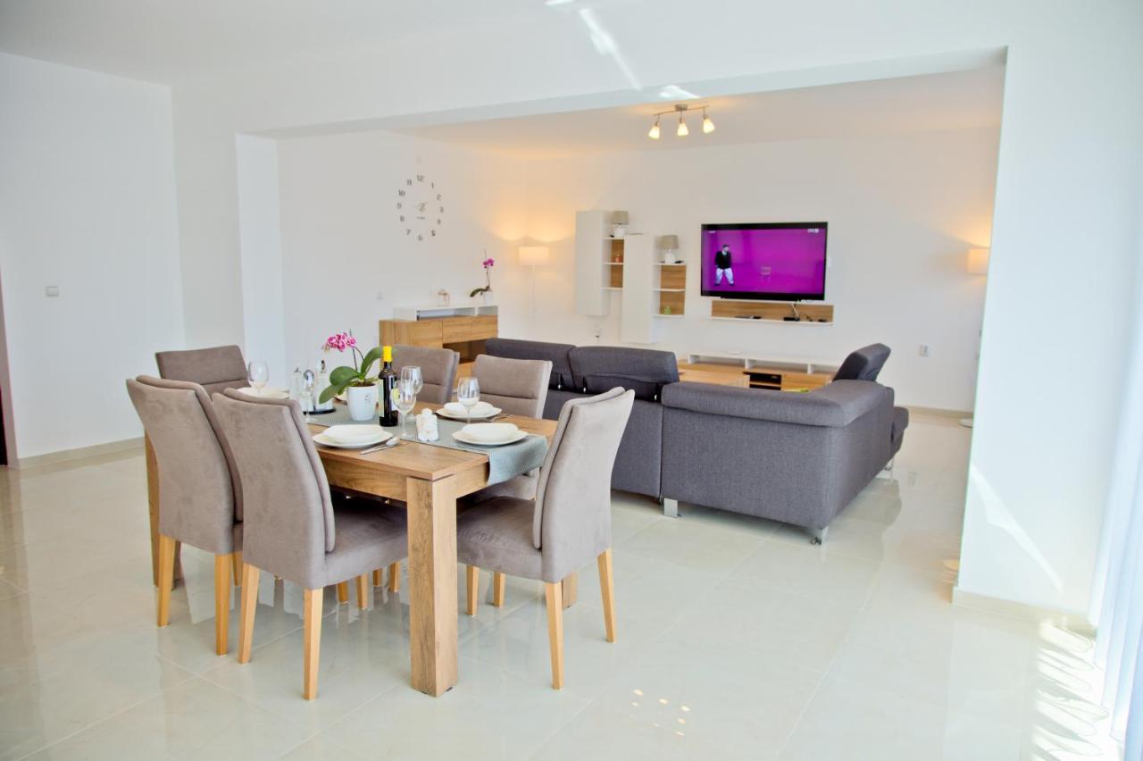 Apartman Karolina - Oasis Pula
